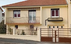 Maison entière avec parking, garage et jardin
